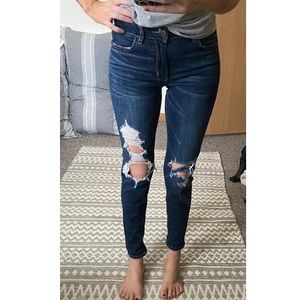 American Eagle Destroyed High Rise Jegging
